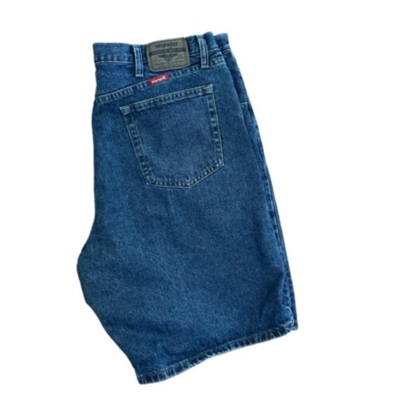 Wrangler Shorts - Picture 2 of 2